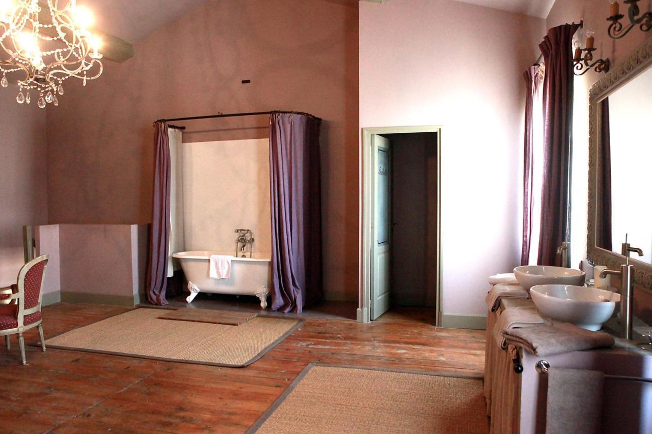 Hotel Mas De La Fosse à Saint-Gilles  Extérieur photo