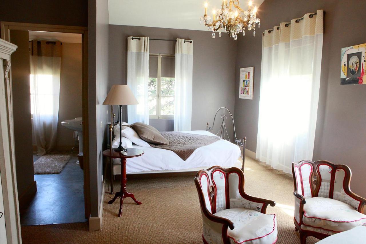 Hotel Mas De La Fosse à Saint-Gilles  Extérieur photo